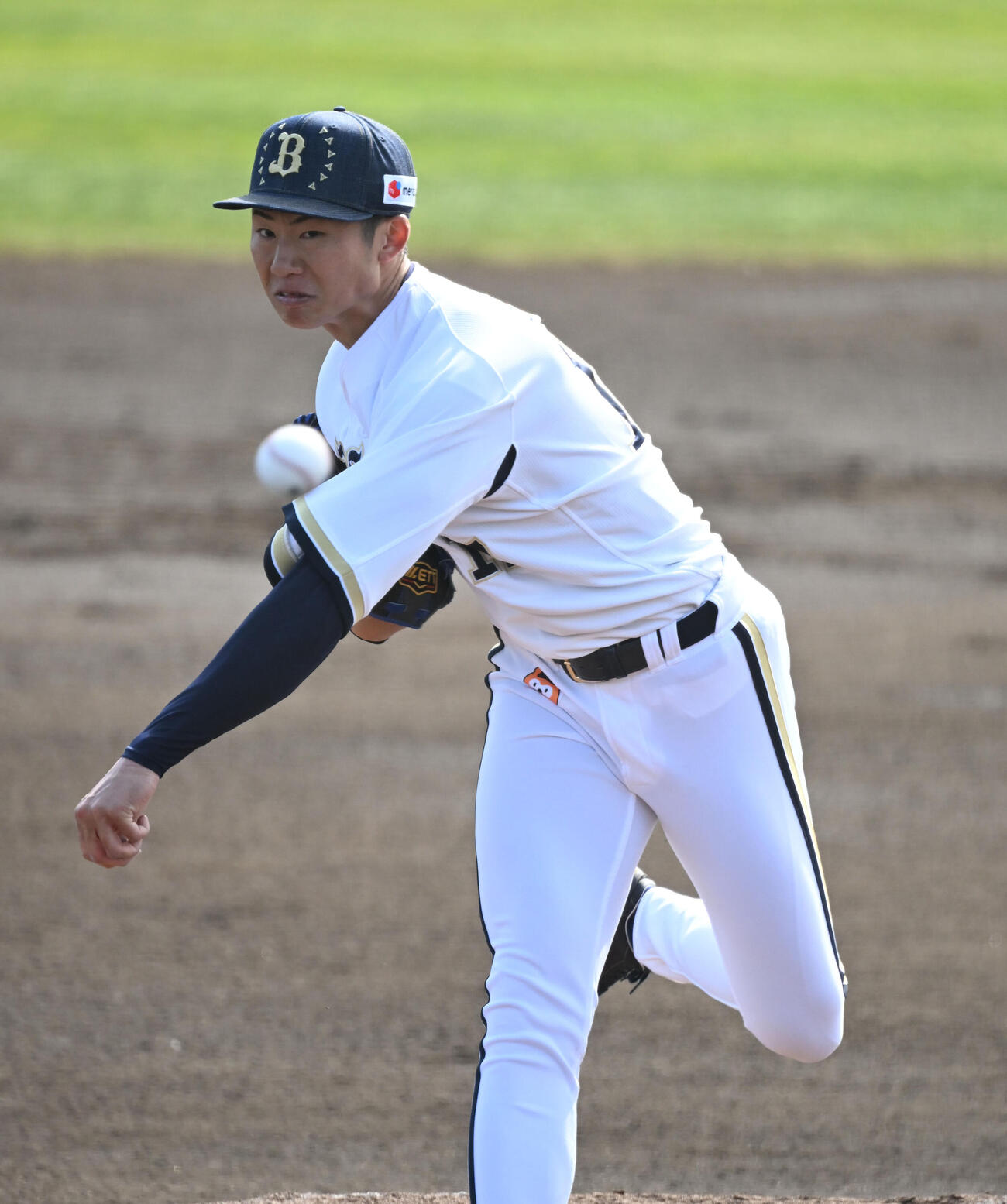 白組2番手で登板し無失点に抑えるオリックス曽谷（撮影・和賀正仁）