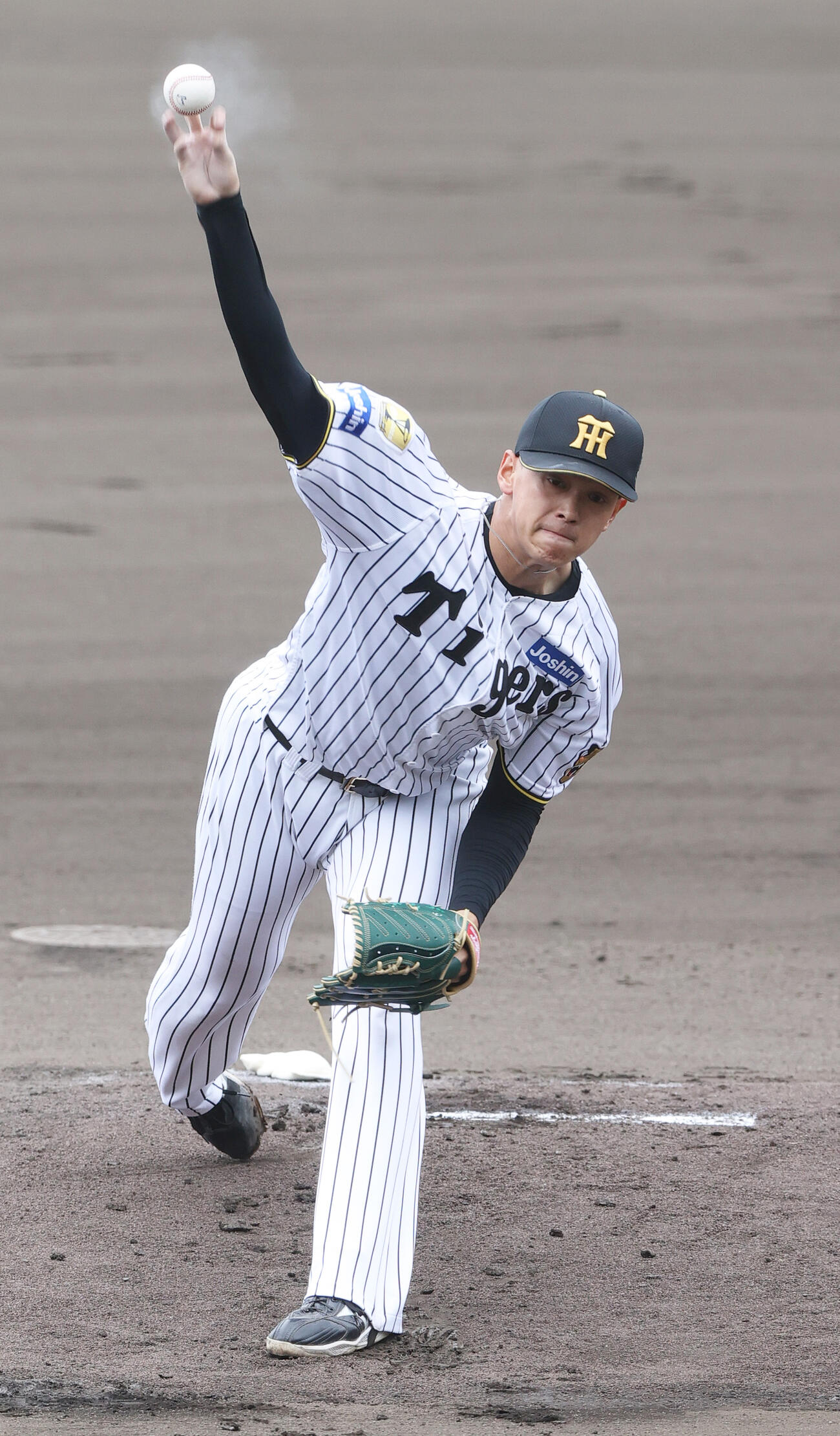 阪神紅白戦　白組先発の能登（撮影・上山淳一）