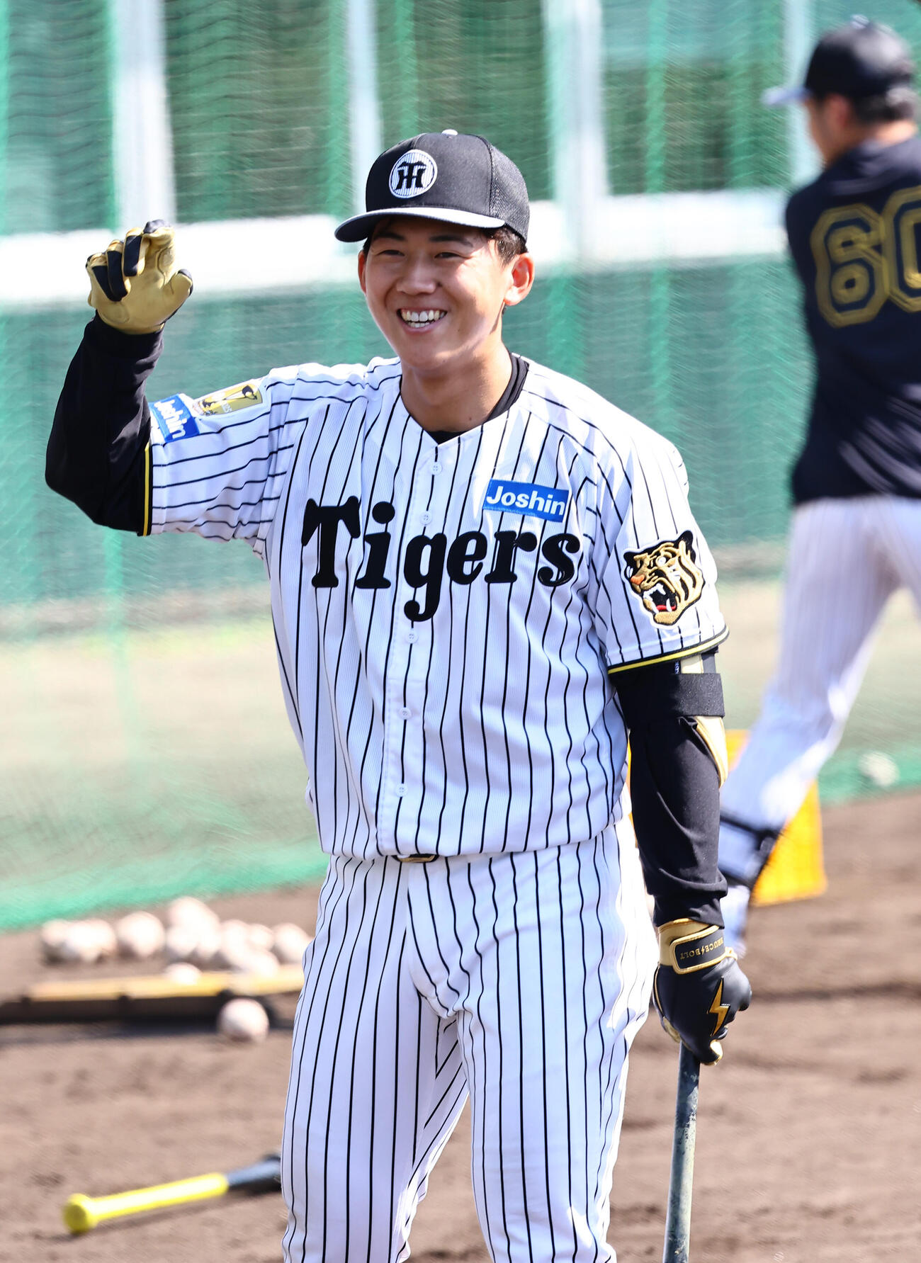 笑顔を見せる阪神立石（撮影・上田博志）