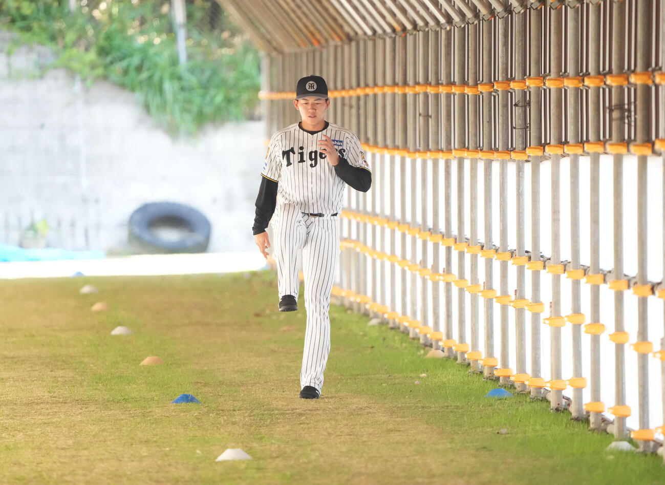 トレーニングをする立石（撮影・森本幸一）