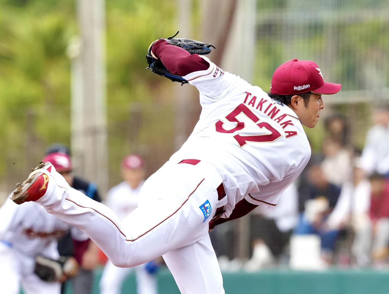 練習試合　楽天対日本ハム　楽天先発の滝中（撮影・江口和貴）