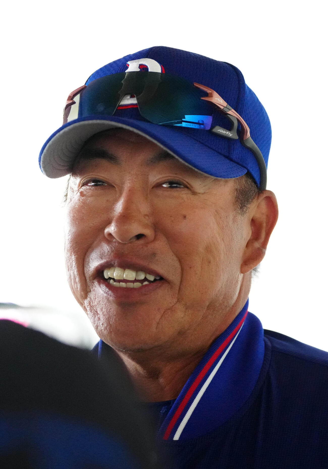 日本ハム対中日　試合後、取材に応じる中日井上監督（撮影・江口和貴）