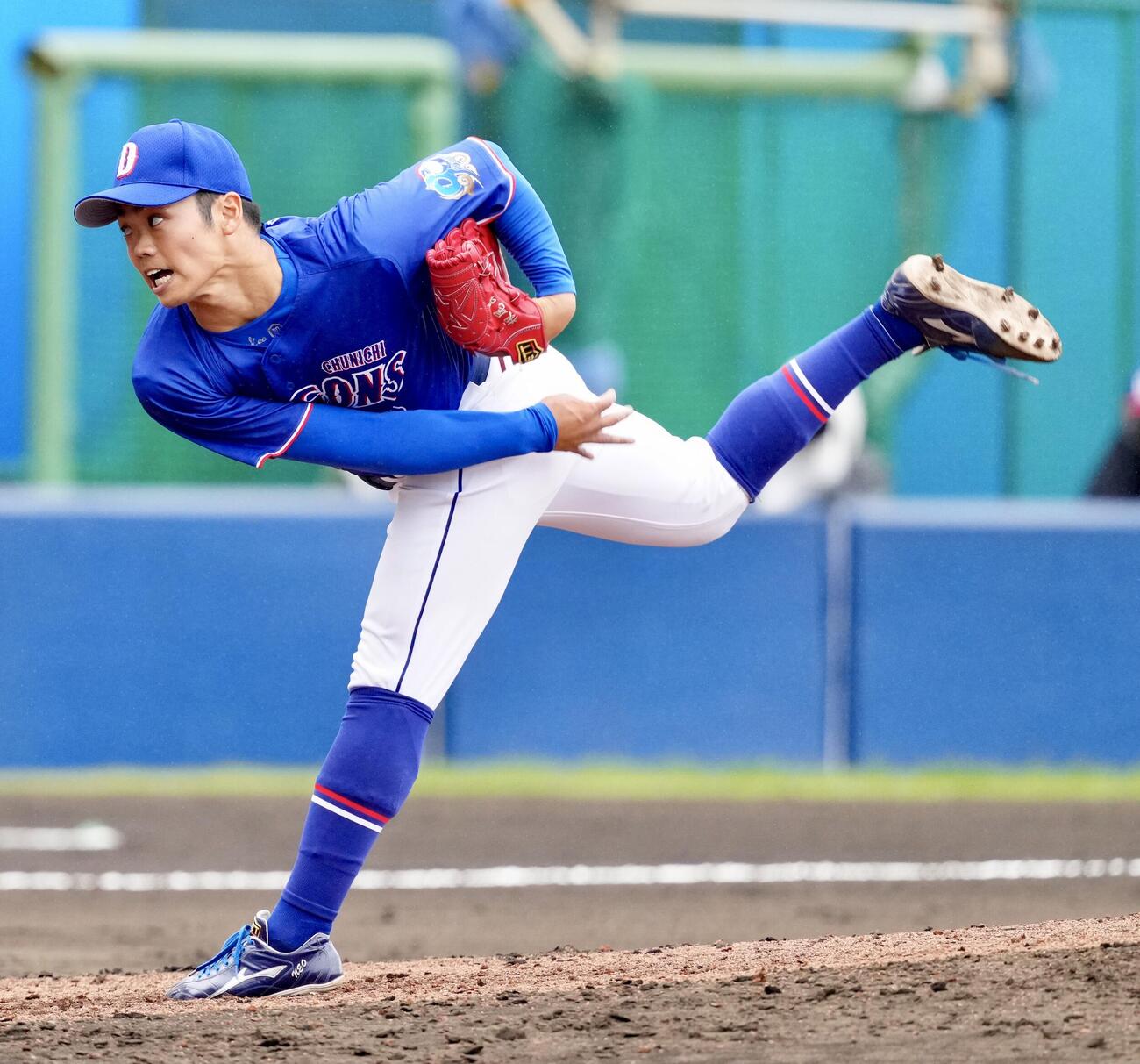 日本ハム対中日　中日4番手の根尾（撮影・江口和貴）