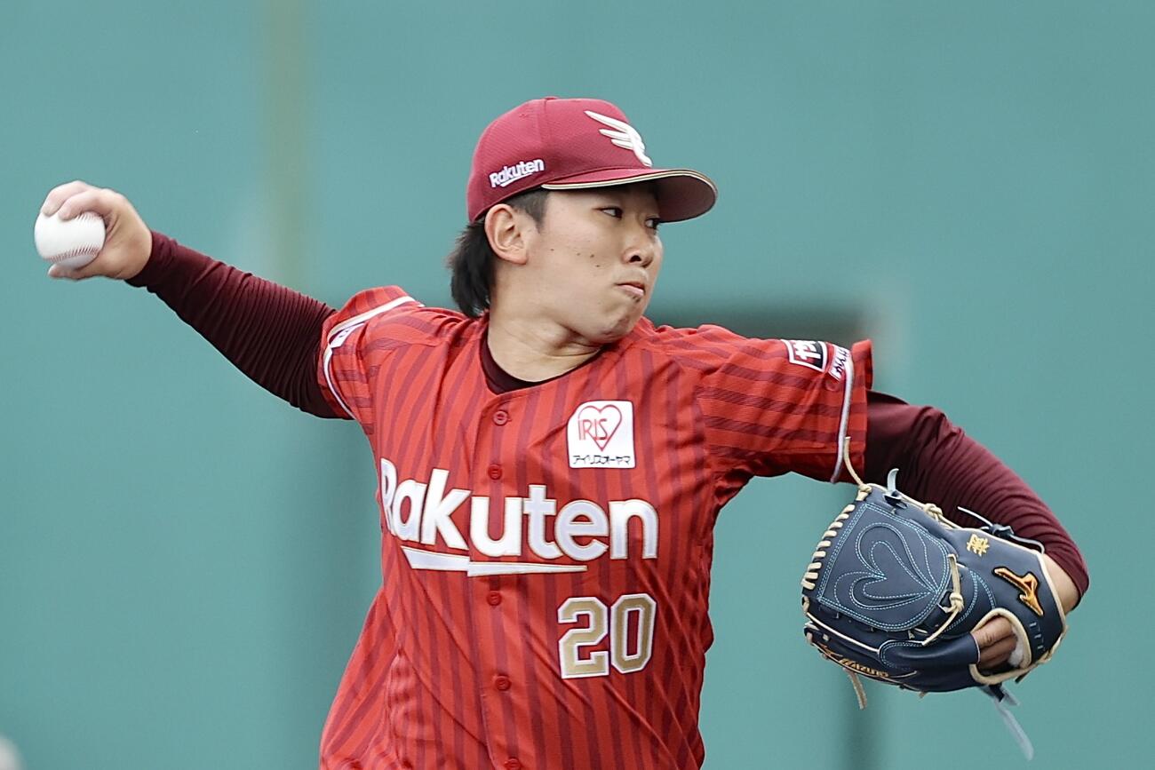 広島対楽天　5回裏、楽天3番手で登板する伊藤樹（撮影・河田真司）
