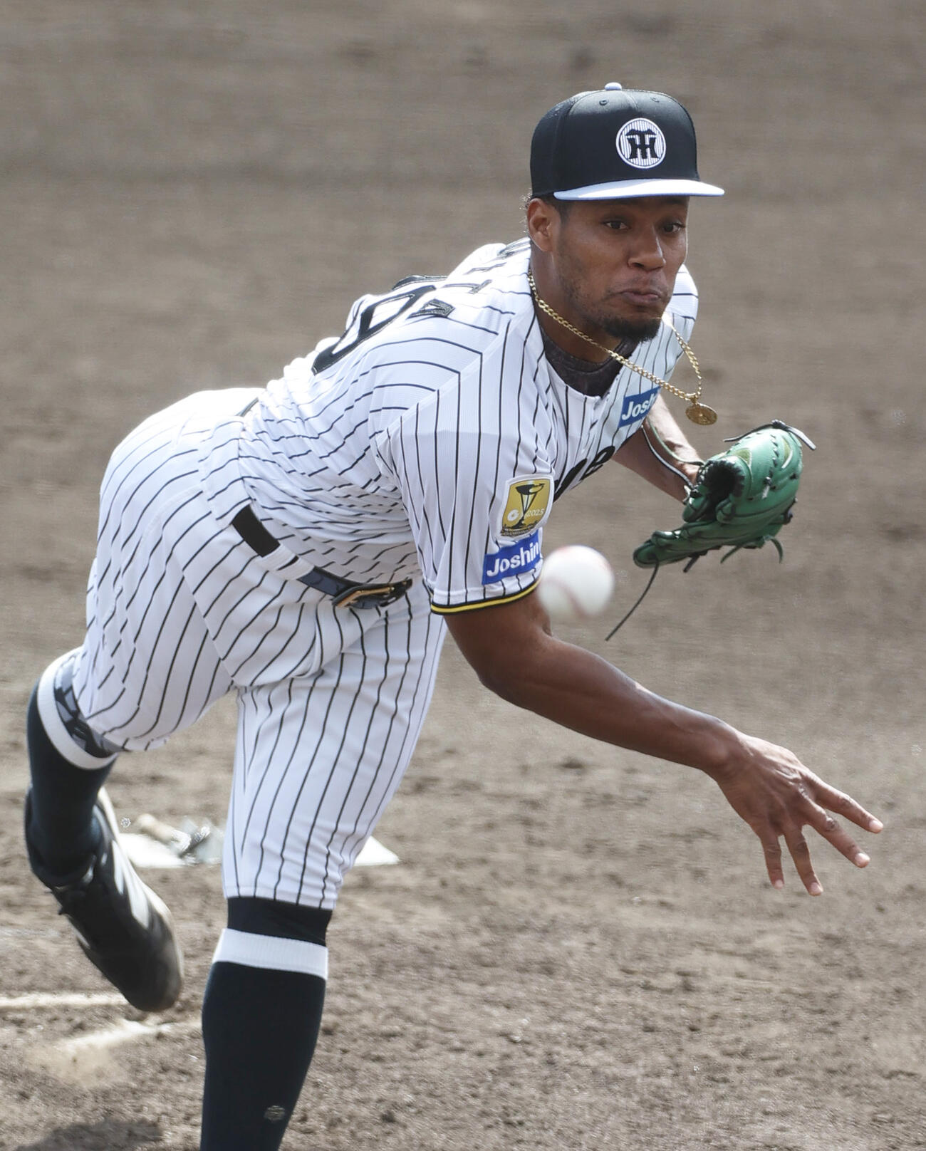 シート打撃に登板する阪神モレッタ（撮影・上山淳一）