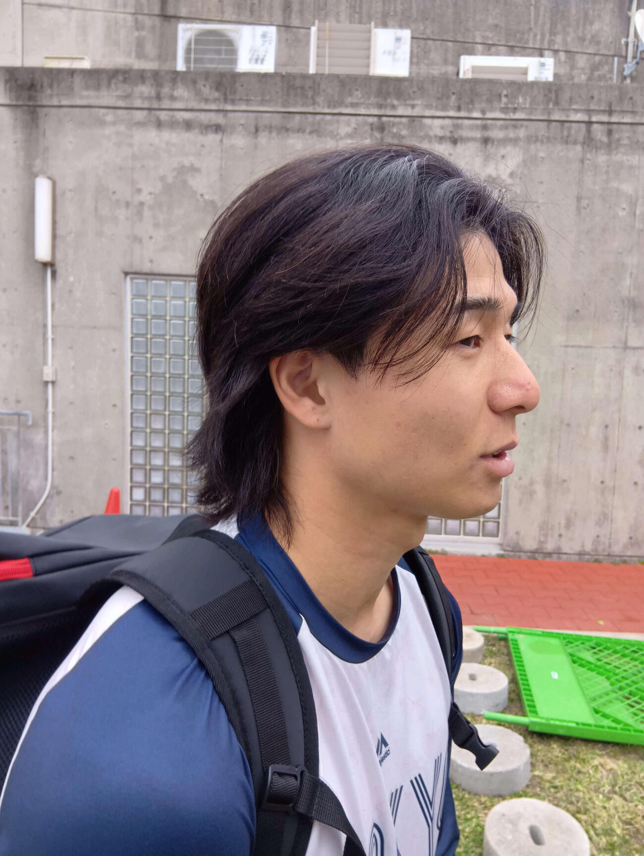 大ファンのB'z稲葉浩志を意識した髪型のヤクルト新人・増居（撮影・沢田啓太郎）
