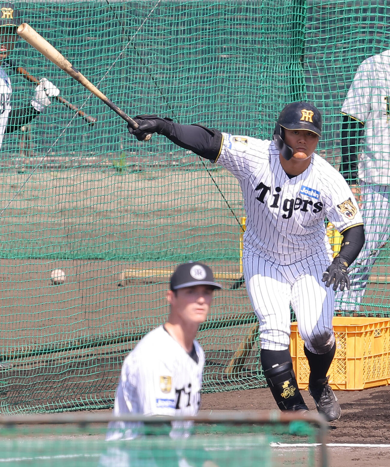 ライブBPでルーカスと対戦した前川は中前へ2本目の安打を放つ（撮影・上田博志）