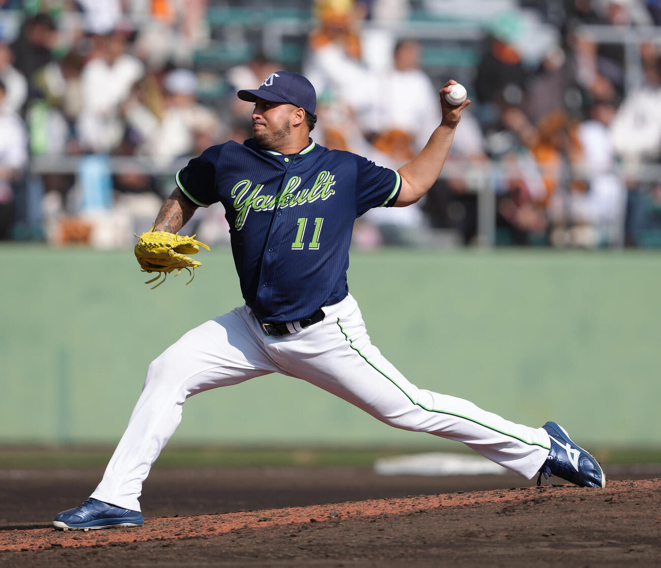 巨人対ヤクルト　7回から登板したヤクルトのキハダ（撮影・足立雅史）