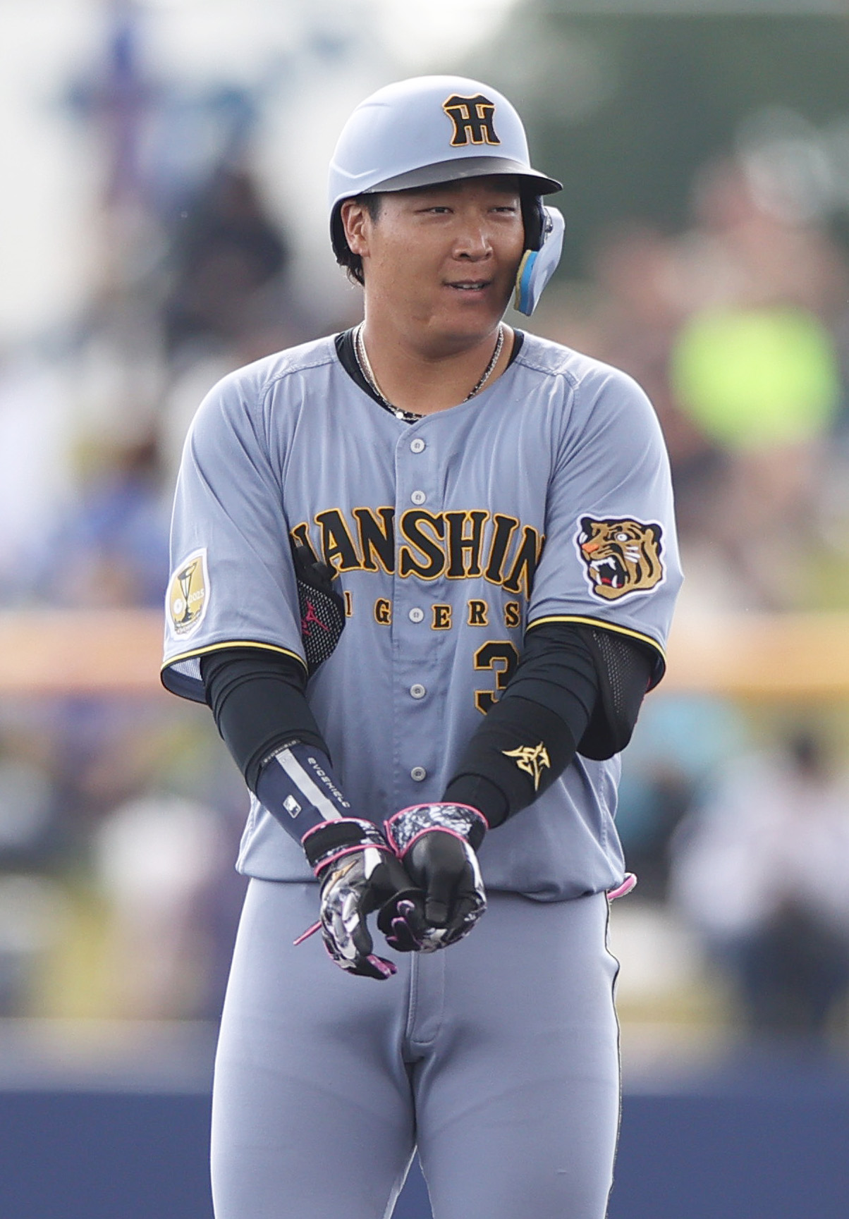オープン戦　中日対阪神　6回表阪神2死、大山は中二塁打を放つ（撮影・上山淳一）