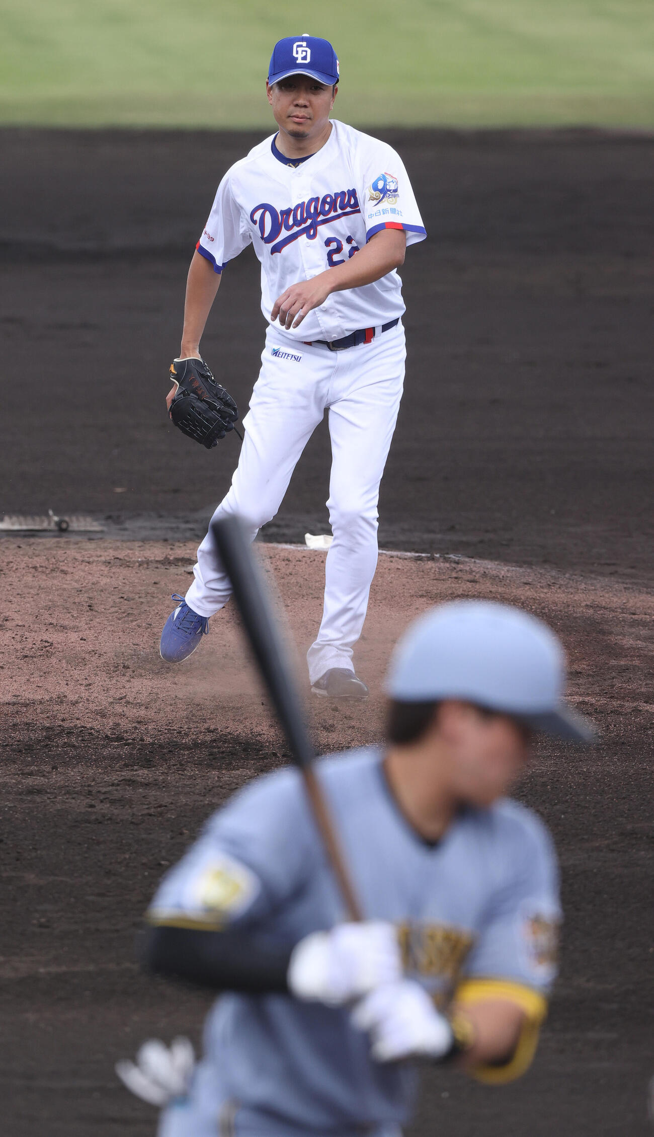 オープン戦　中日対阪神　2回表阪神2死一塁、大野は伏見を見逃し三振に仕留める（撮影・上山淳一）