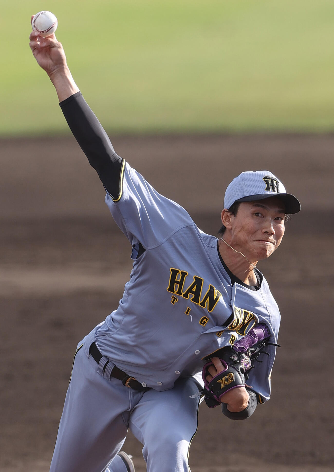 オープン戦　中日対阪神　9回裏に登板する阪神湯浅（撮影・上山淳一）