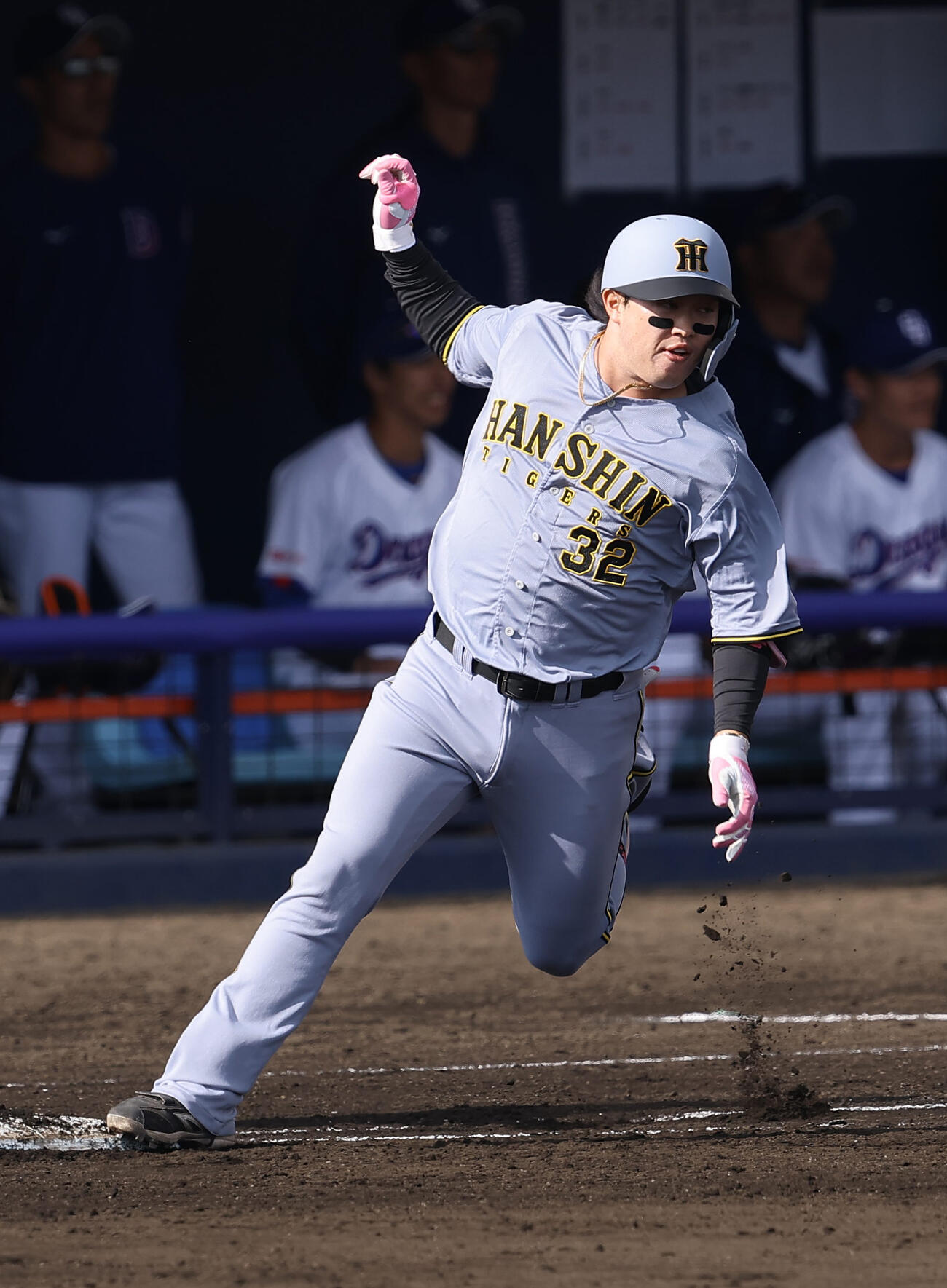 中日対阪神　6回表阪神2死二塁、浜田は同点適時打を放つ（撮影・上田博志）