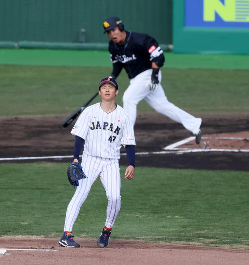 日本対ソフトバンク 1回表ソフトバンク2死一、三塁、曽谷は山川に中前適時打を打たれ失点する(撮影・加藤哉)