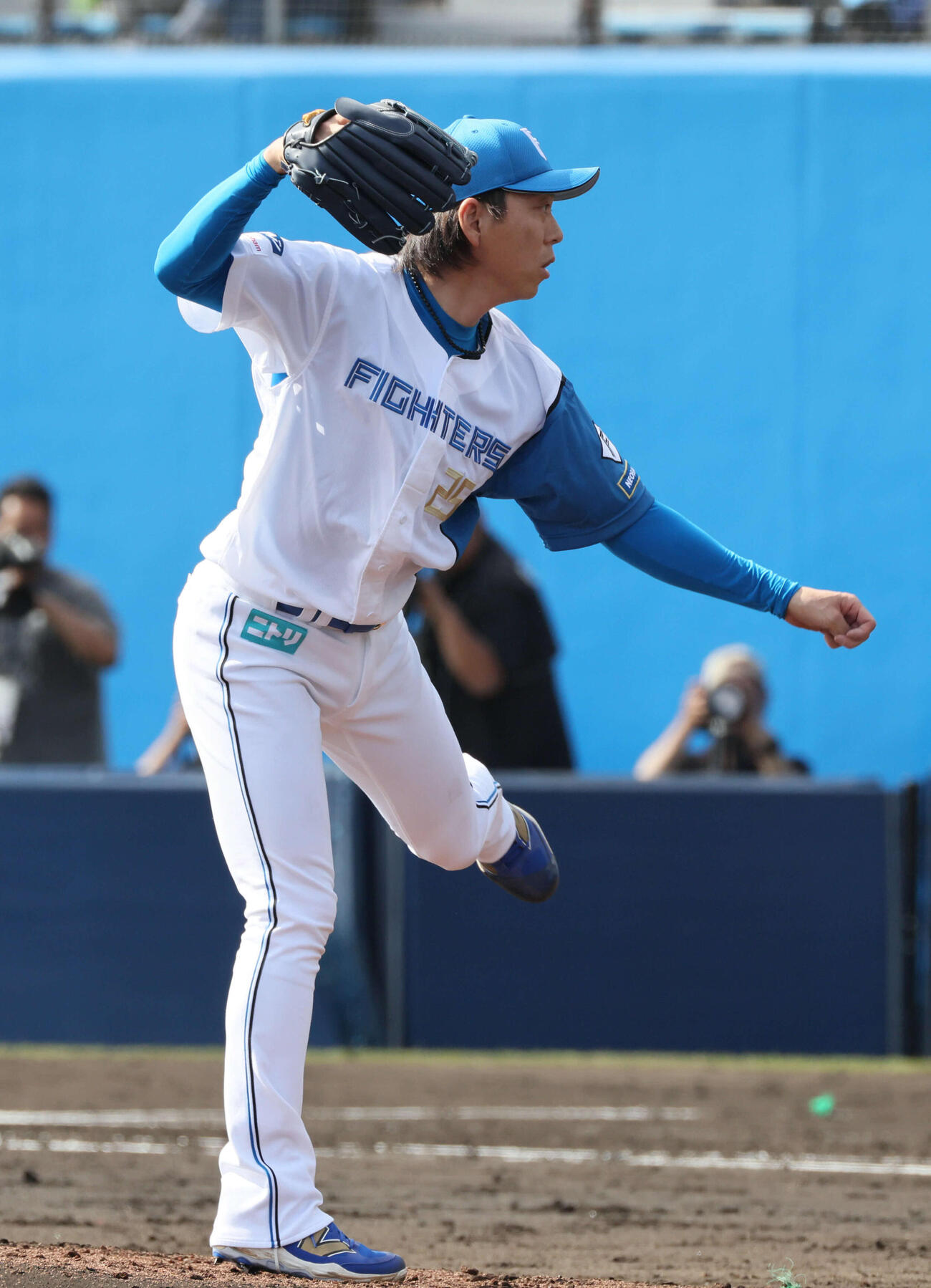 日本ハム対広島　7回表広島、日本ハム5番手の宮西（撮影・加藤孝規）
