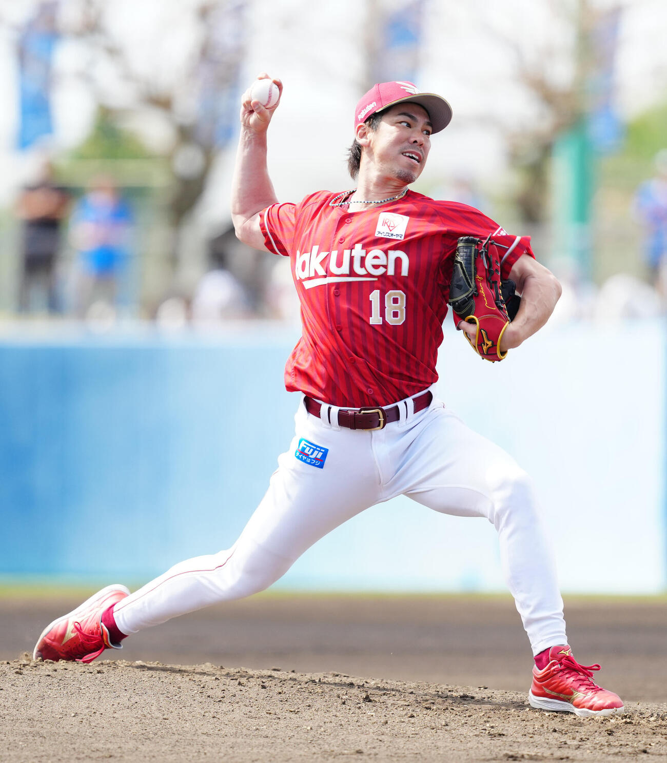 DeNA対楽天　楽天先発の前田健（撮影・江口和貴）