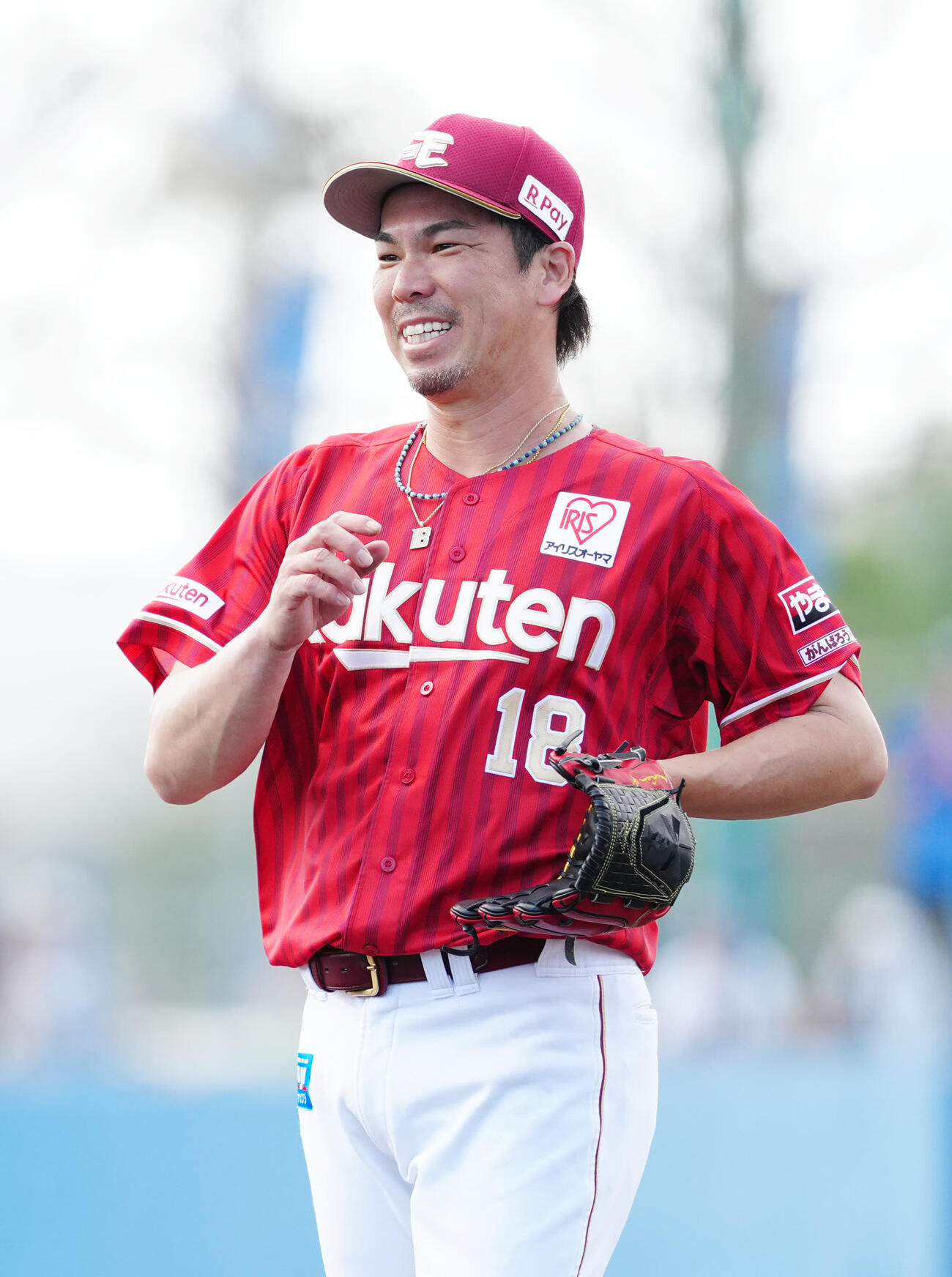 DeNA対楽天　2回裏DeNA1死一、三塁、三森に適時打を浴びた前田健（撮影・江口和貴）