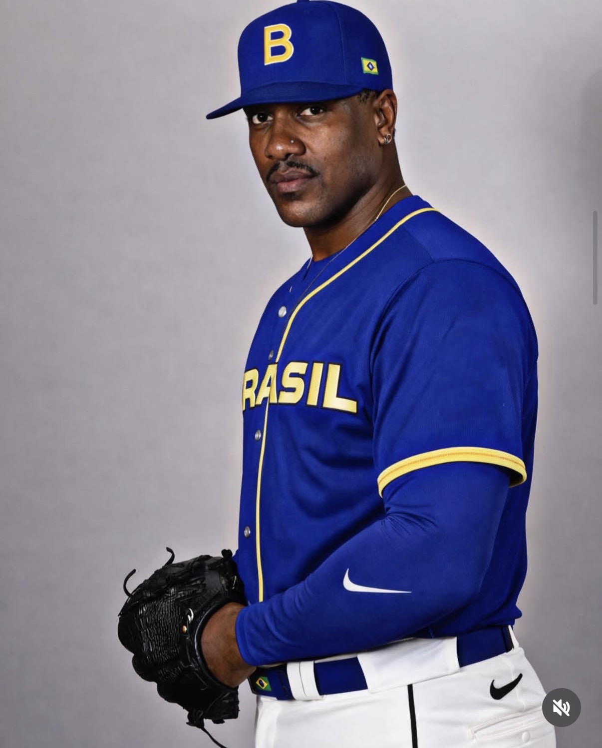 WBCブラジル代表のユニホームに身を包むビエイラ（ビエイラ公式インスタグラムより）