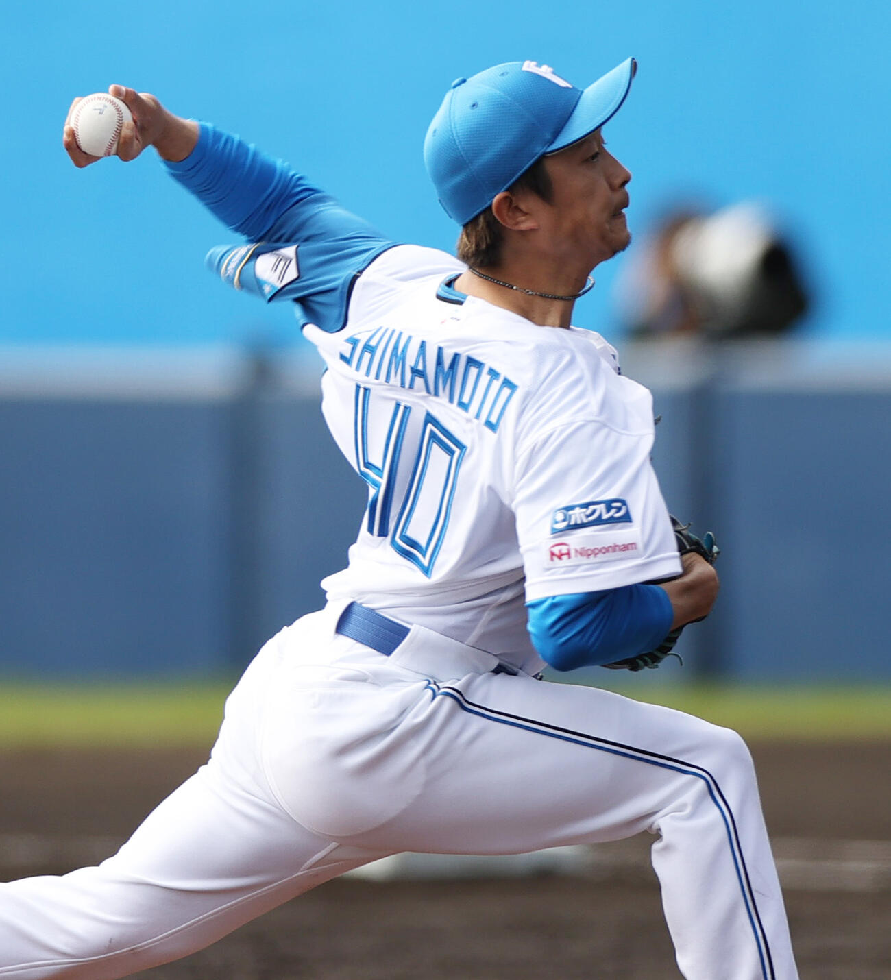 オープン戦　日本ハム対阪神　6回表に登板する日本ハム島本（撮影・上山淳一）