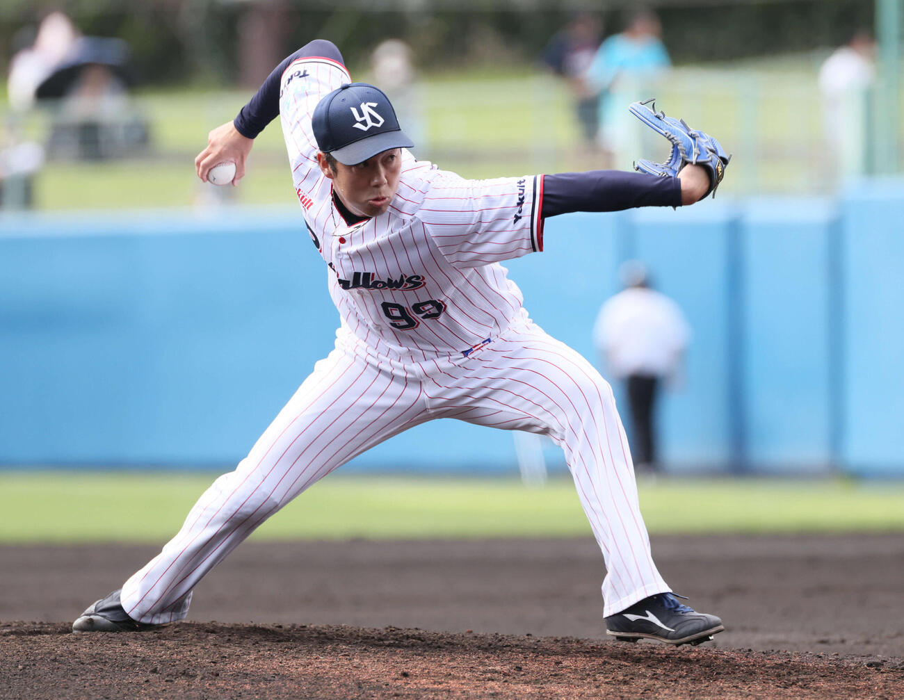 ヤクルト対広島　6回表広島、ヤクルト3番手の青柳（撮影・加藤孝規）
