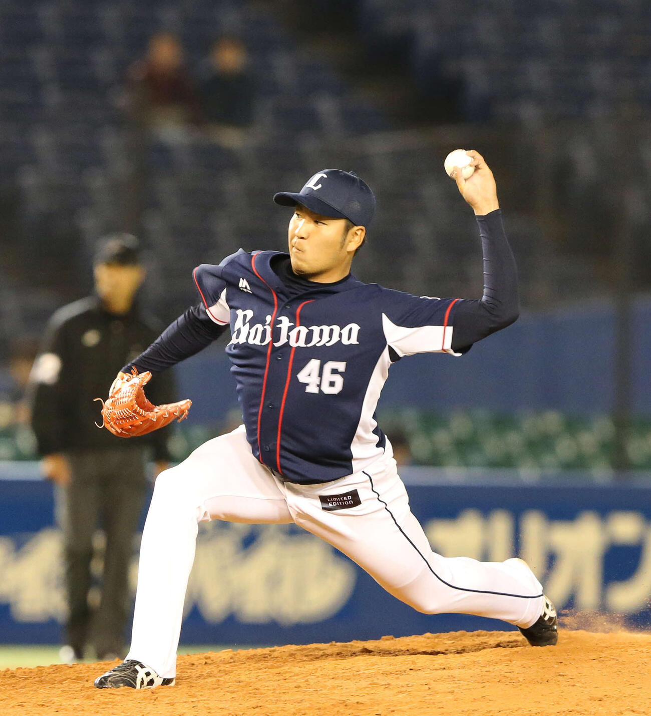 16年、西武時代の中崎雄太氏