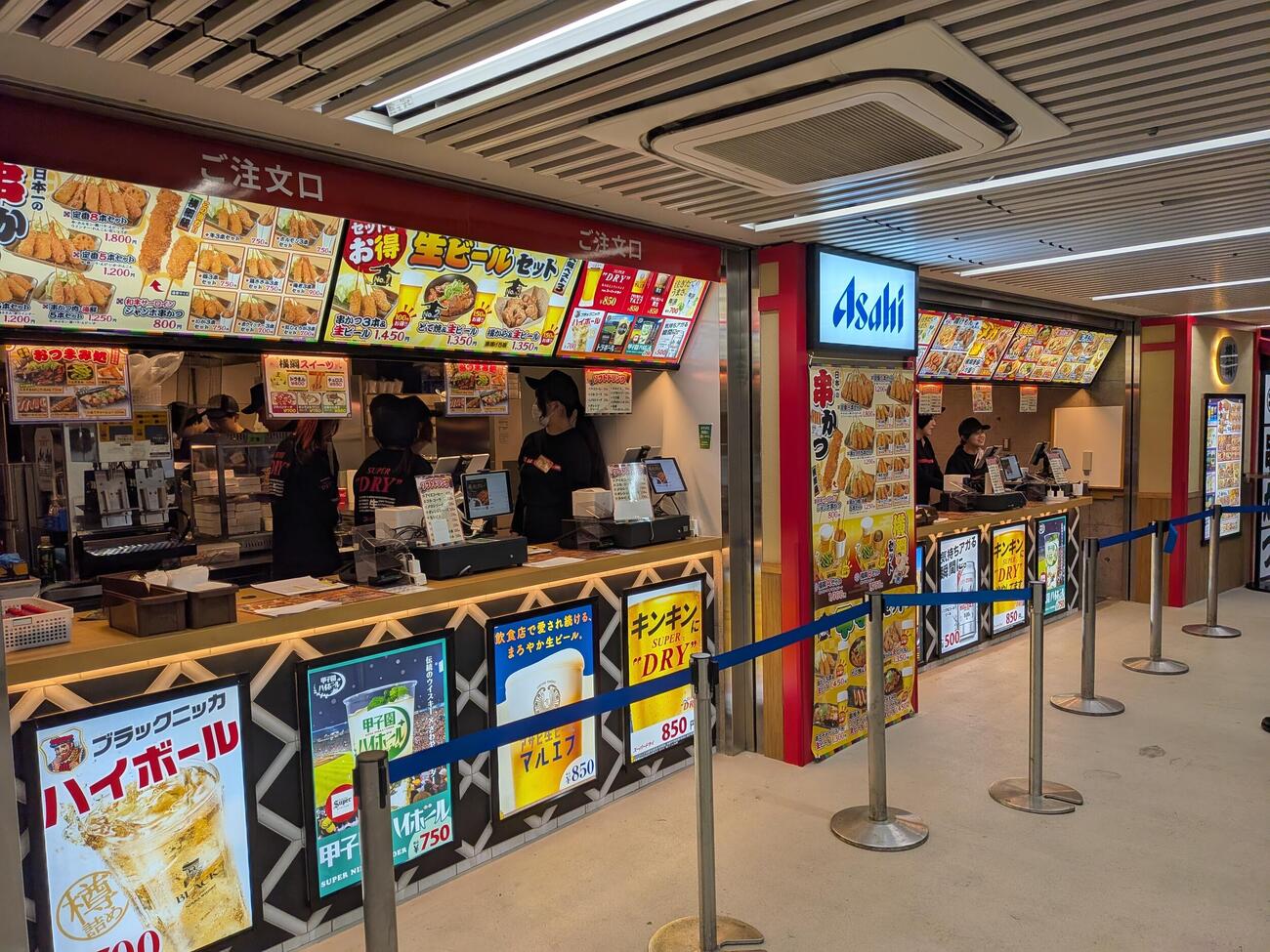 甲子園球場内に新規出店する「日本一の串かつ　横綱」（撮影・柏原誠）