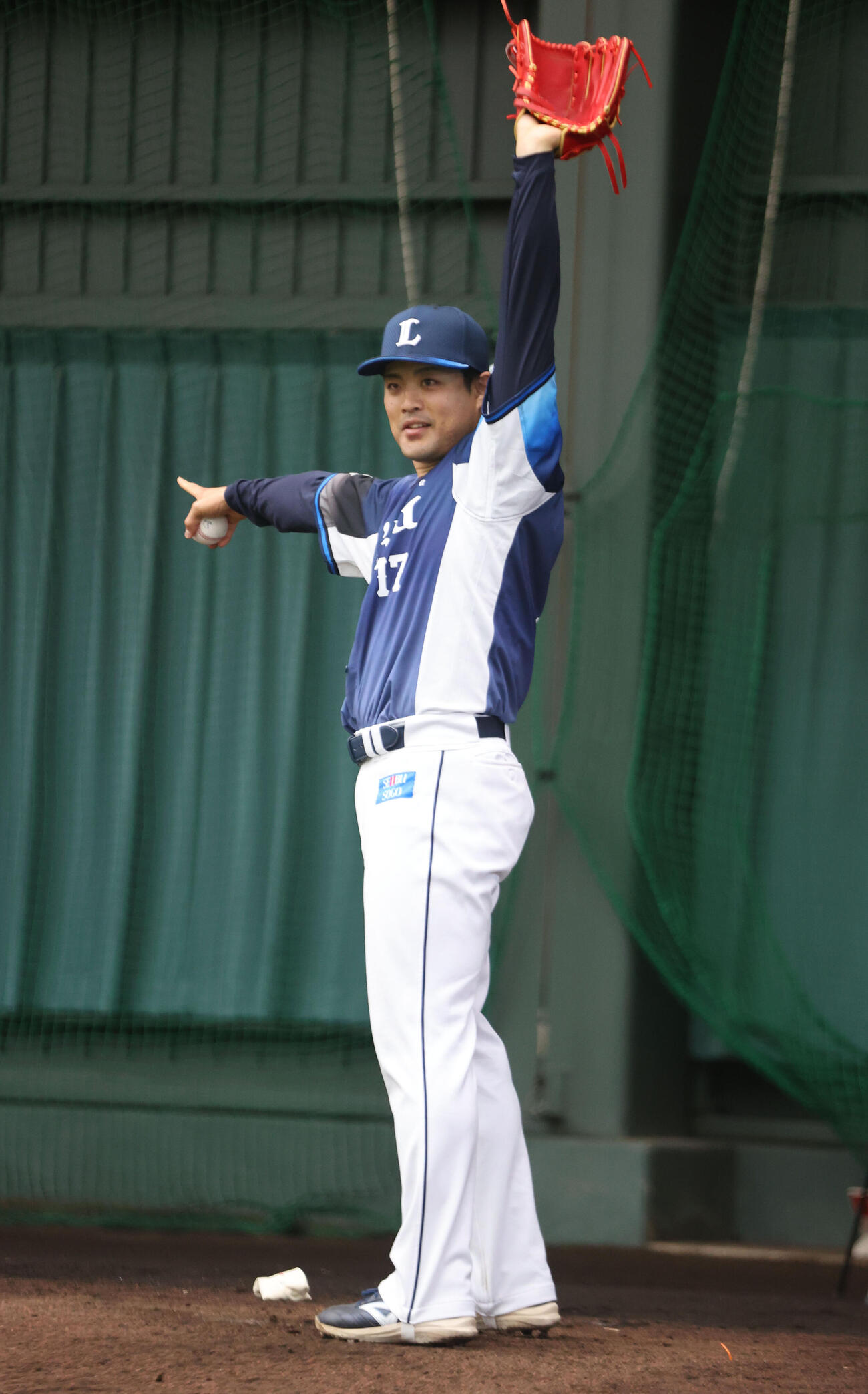 ブルペンに入った松本（2026年2月撮影）