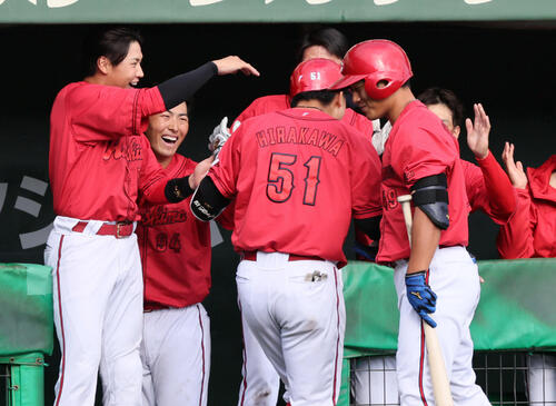 広島】9回3発で逆転勝利 新井監督「3本とも内容ある本塁打。いい