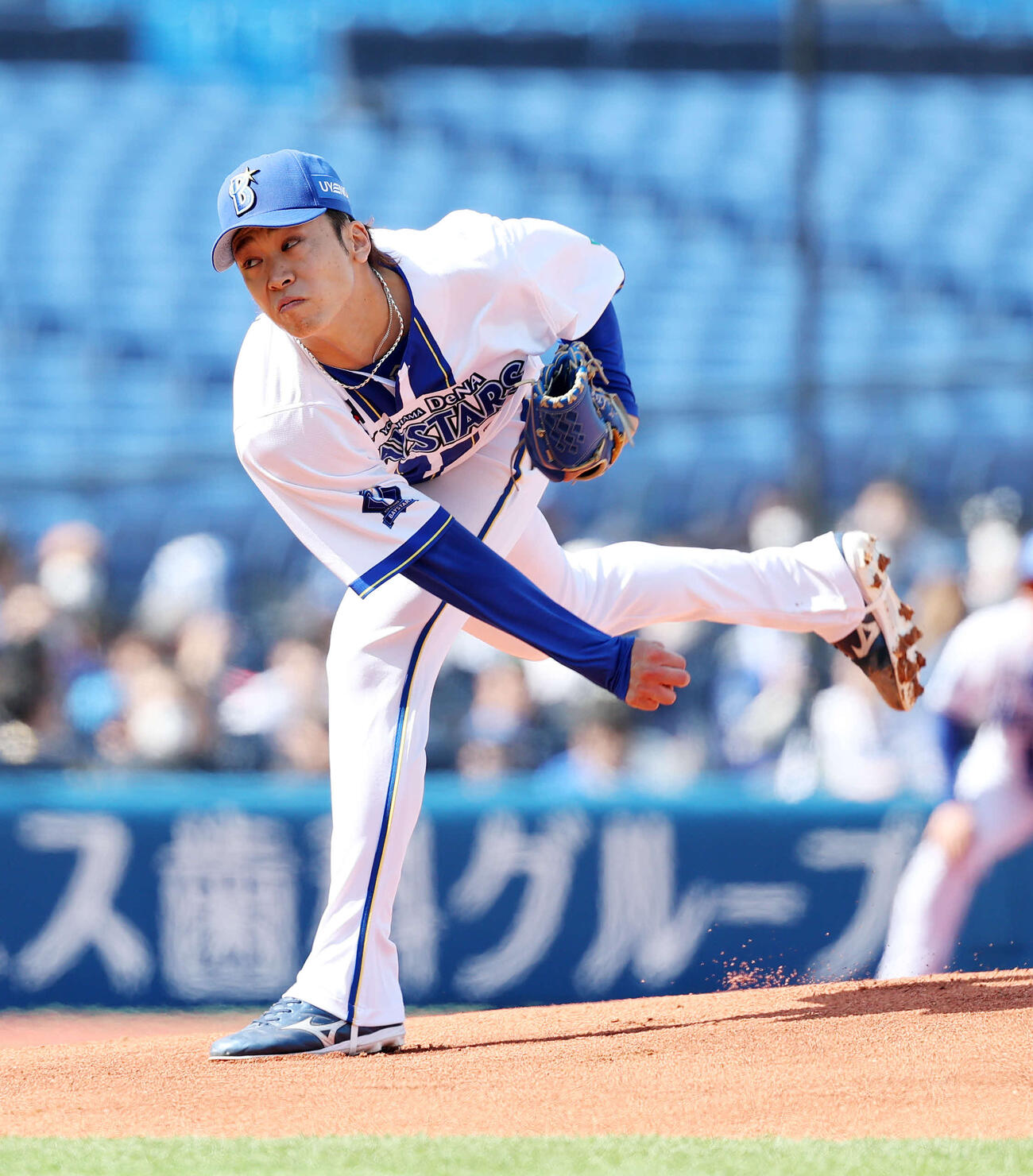 DeNA対オーストラリア代表　力投するDeNA先発の入江（撮影・鈴木正人）　