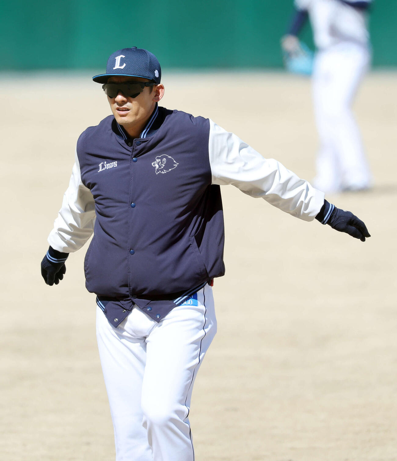 西武対ロッテ　アップする西武栗山（撮影・鈴木正人）　
