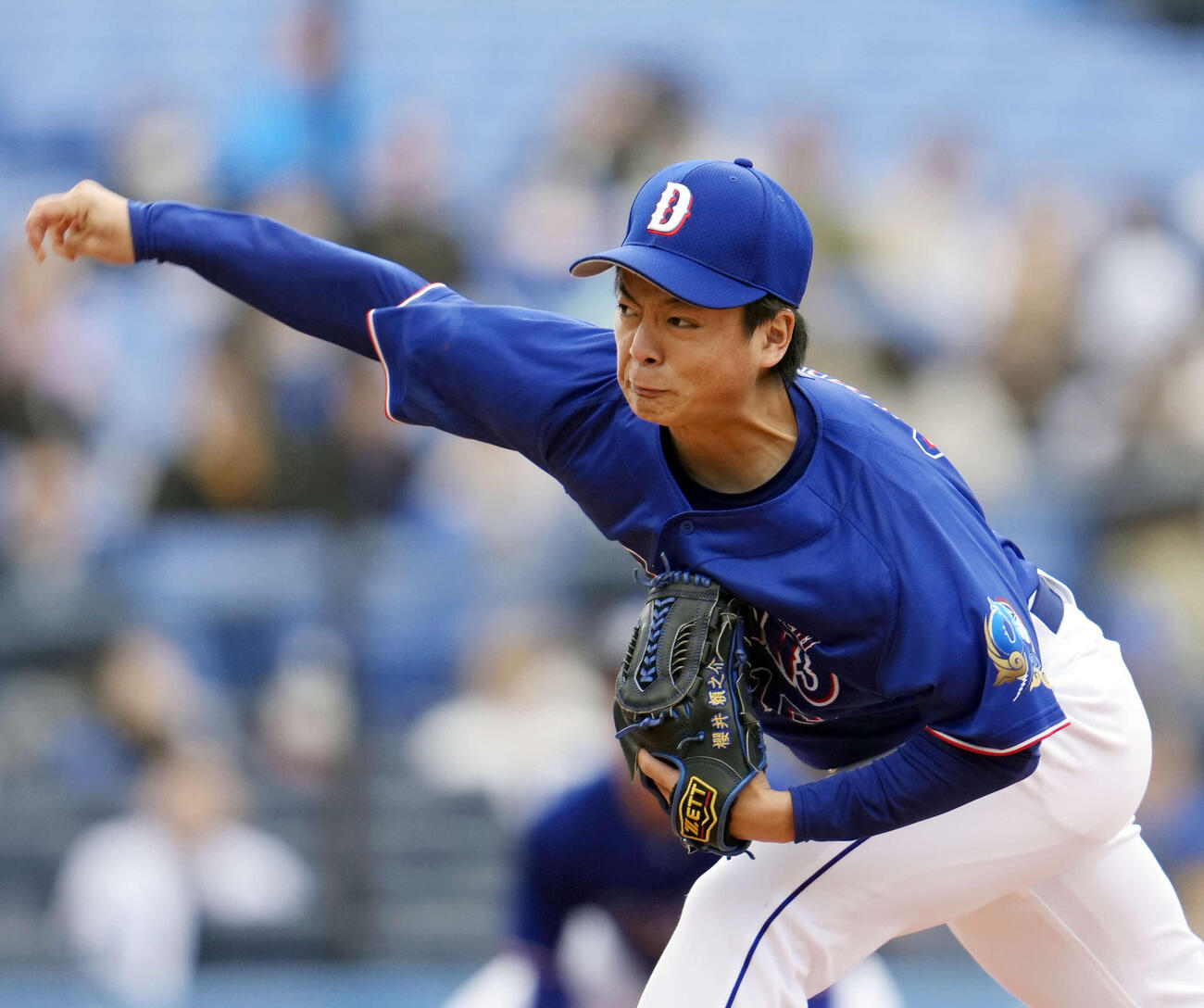 DeNA対中日　5回裏中日2番手で登板する桜井（撮影・小島史椰）