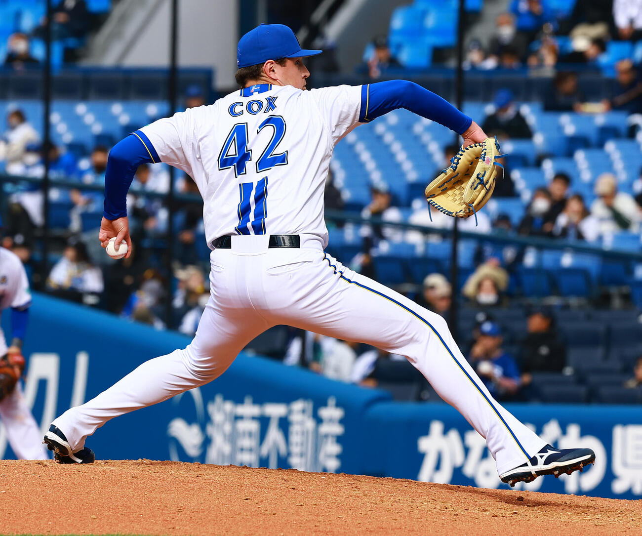 DeNA対中日　力投するDeNAコックス（撮影・野上伸悟）