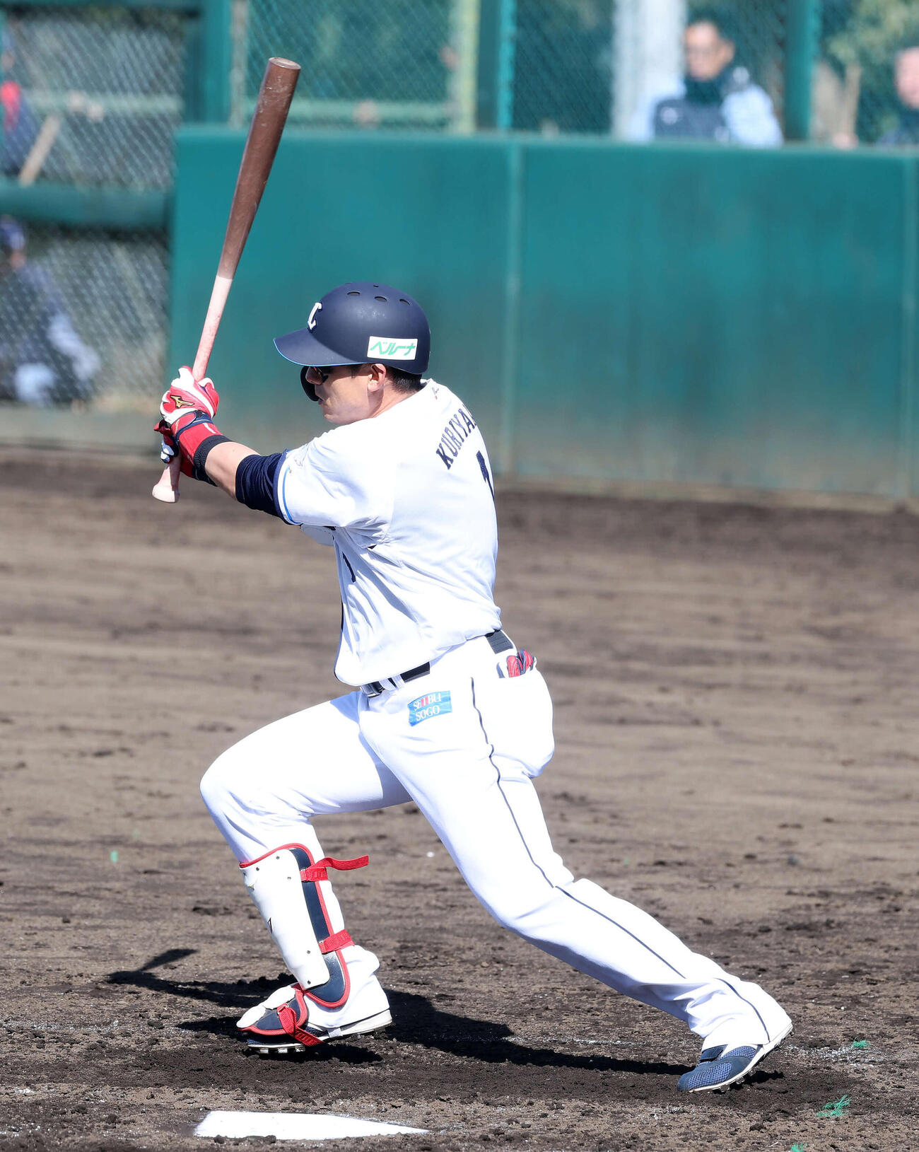 西武対ロッテ　5回裏西武無死、栗山巧は二ゴロ（撮影・鈴木正人）　