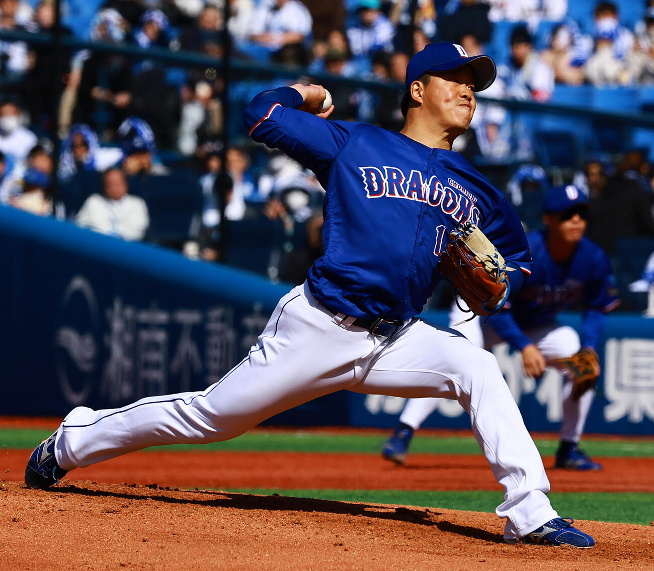 DeNA対中日　中日先発の柳（撮影・野上伸悟）