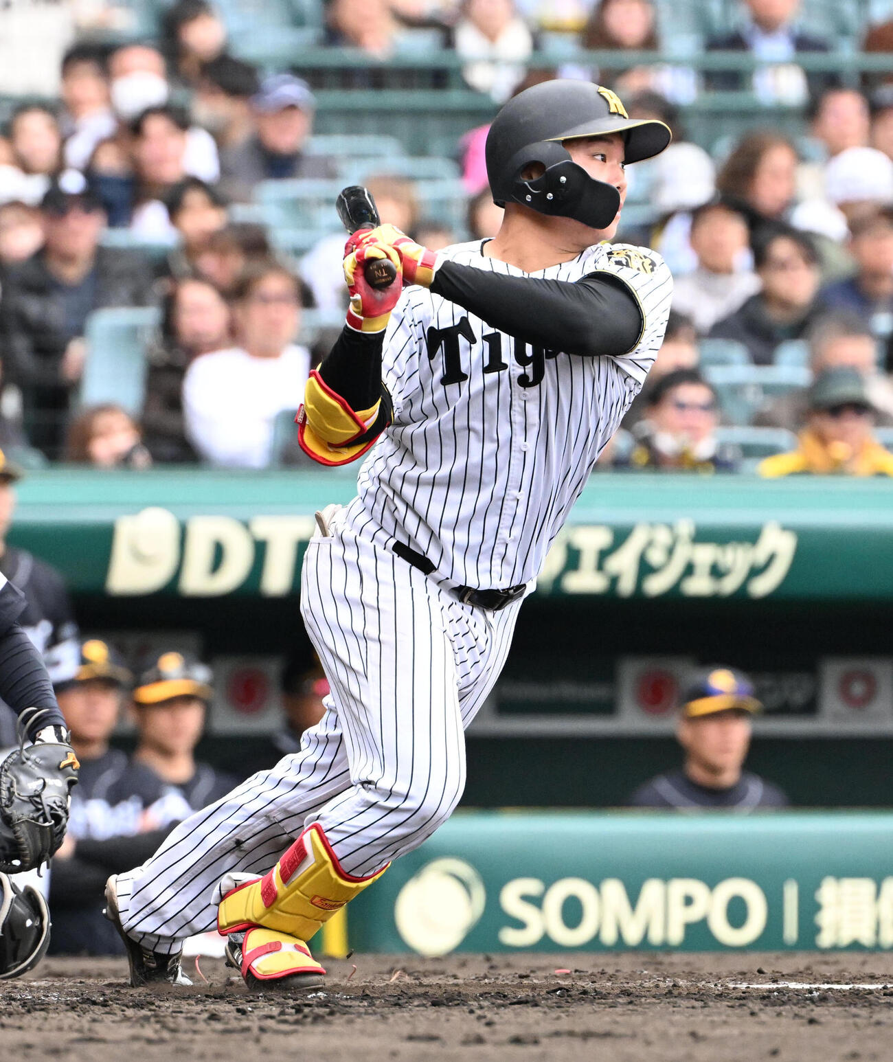 阪神対ソフトバンク　3回裏阪神1死　阪神嶋村は中安打を放つ（撮影・石井愛子）