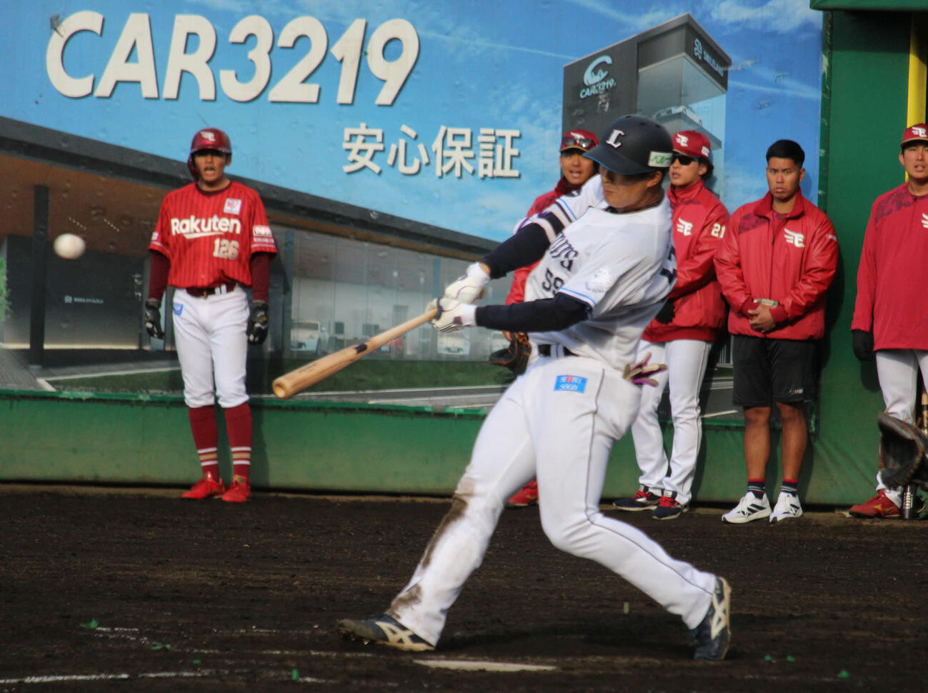 教育リーグ西武－楽天　教育リーグ初戦で2点適時二塁打を放った西武ドラフト5位横田（撮影・金子真仁）