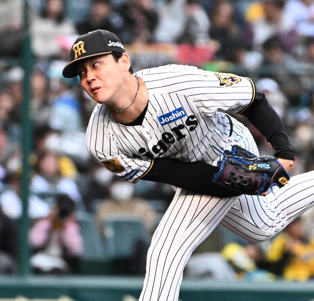 阪神対ソフトバンク　阪神7番手の木下（撮影・石井愛子）