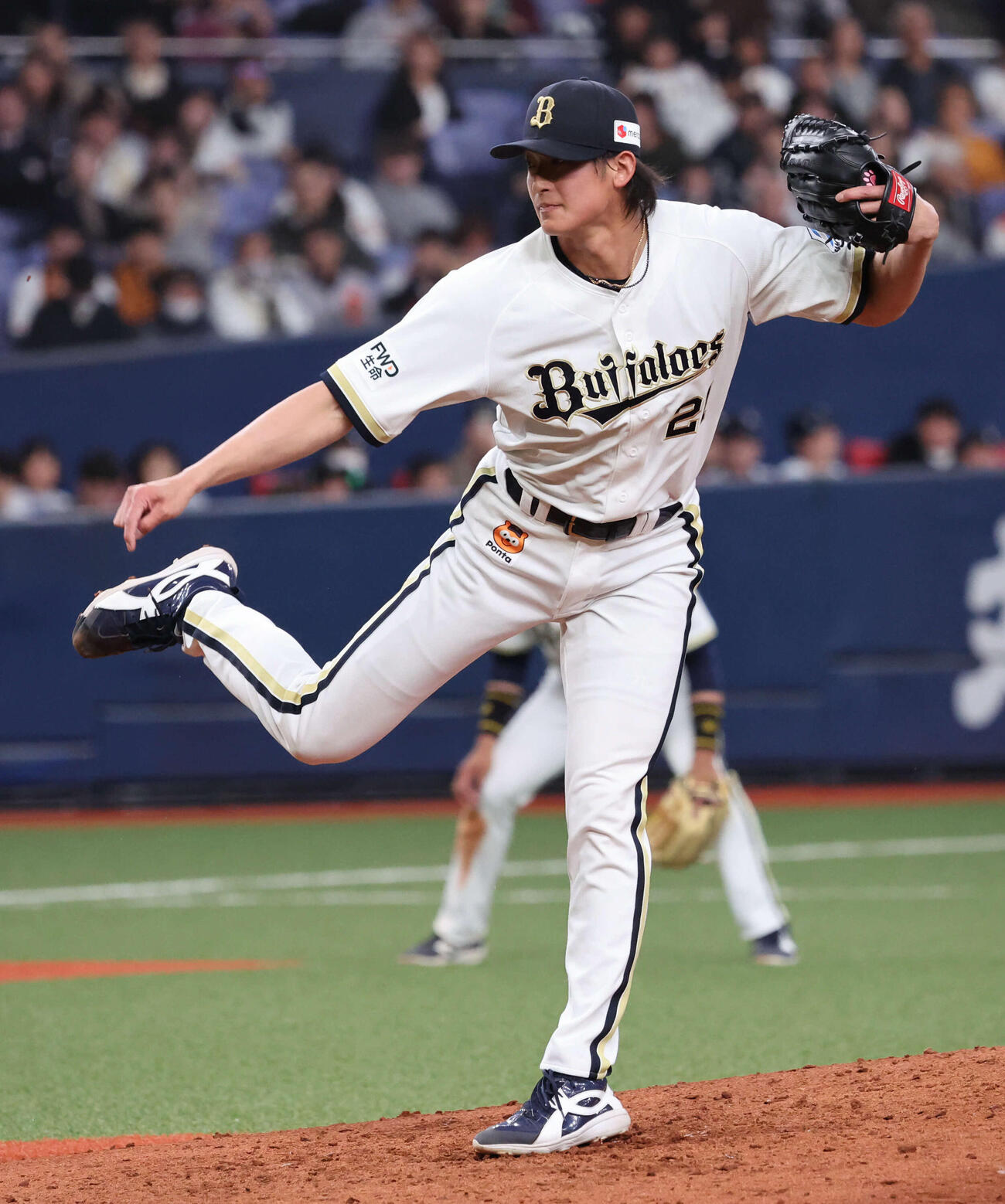 オリックス対巨人　オリックス6番手の山崎（撮影・西尾就之）
