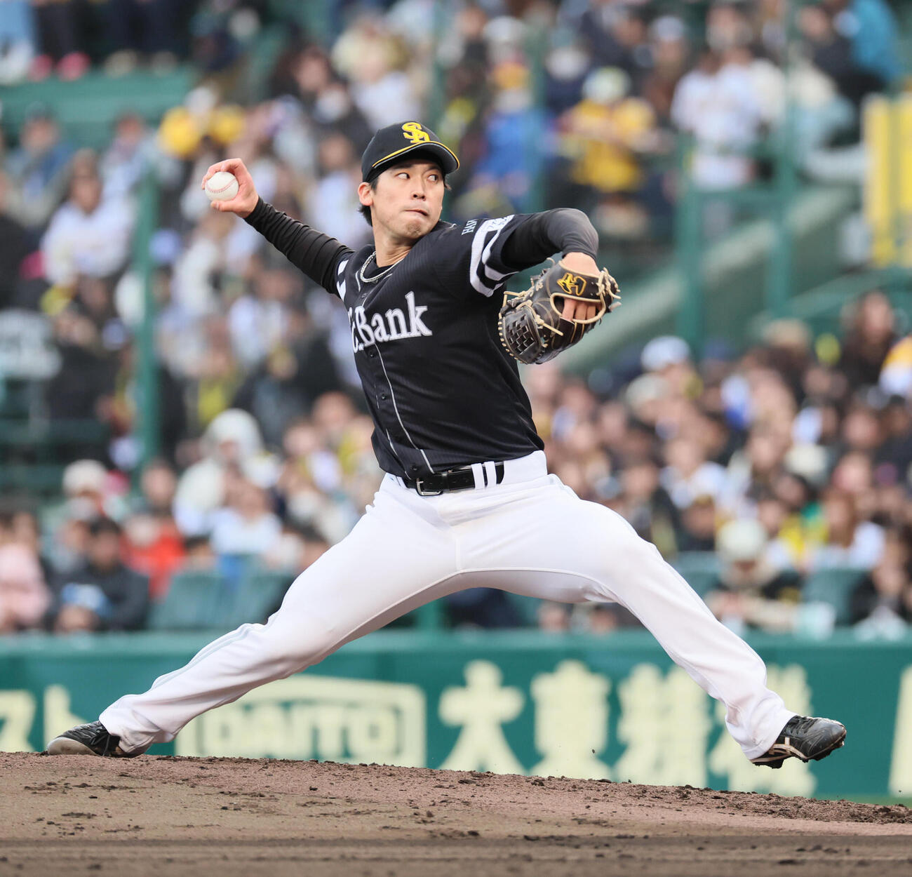 阪神対ソフトバンク　ソフトバンク先発の尾形
