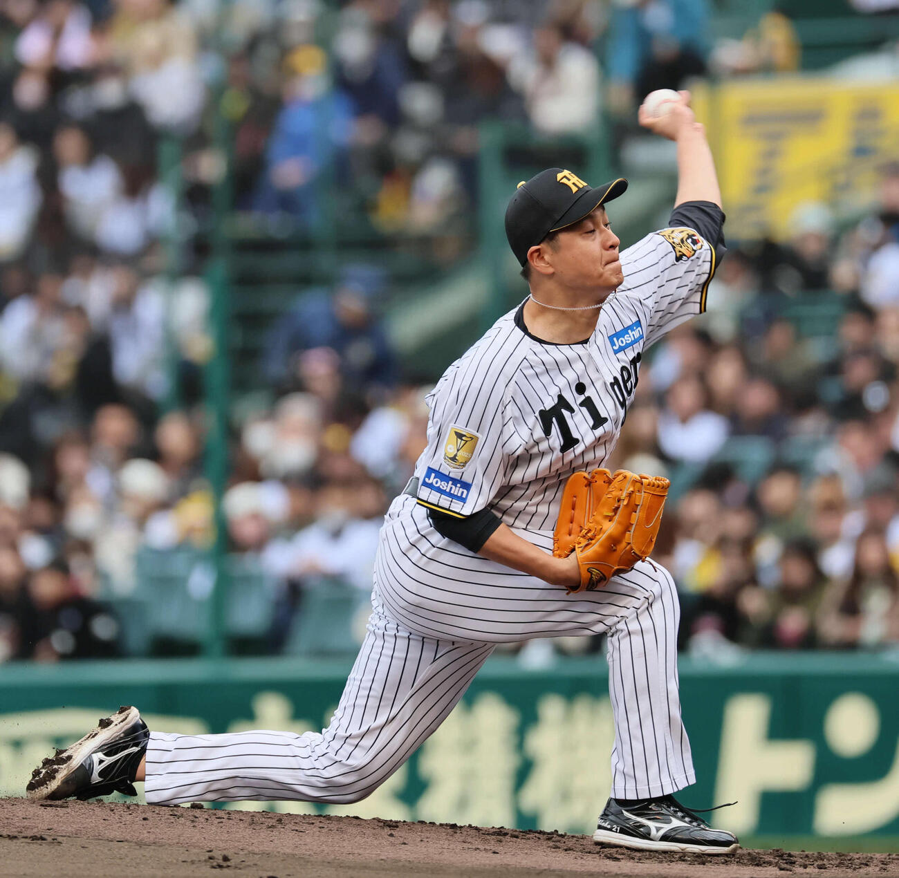 阪神対ソフトバンク　阪神先発の大竹（撮影・宮崎幸一）