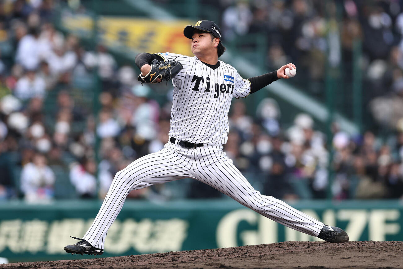 阪神対ソフトバンク　阪神2番手の高橋（撮影・前田充）
