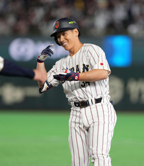 WBC】頼りになる吉田正尚「うまくハマって」カーブ仕留め「イケイケの