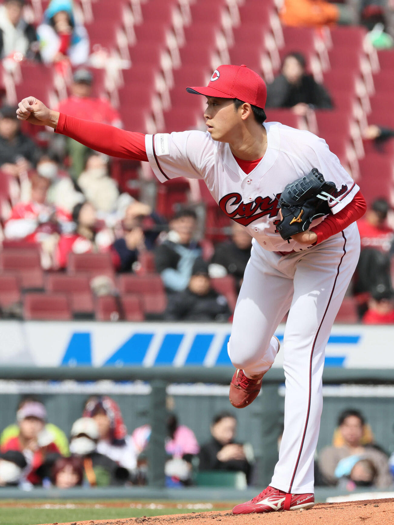 広島対中日　3回表中日、広島2番手の常広（撮影・加藤孝規）