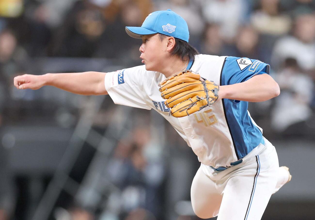 日本ハム対ロッテ　6回に登板の畔柳（撮影・黒川智章）