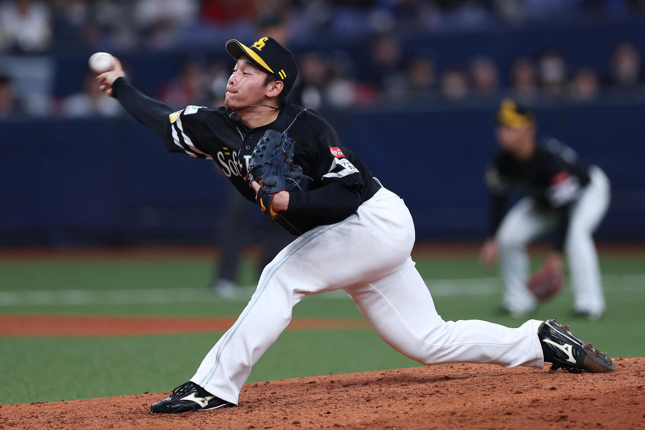 オリックス対ソフトバンク　ソフトバンク5番手の鈴木豪（撮影・前田充）