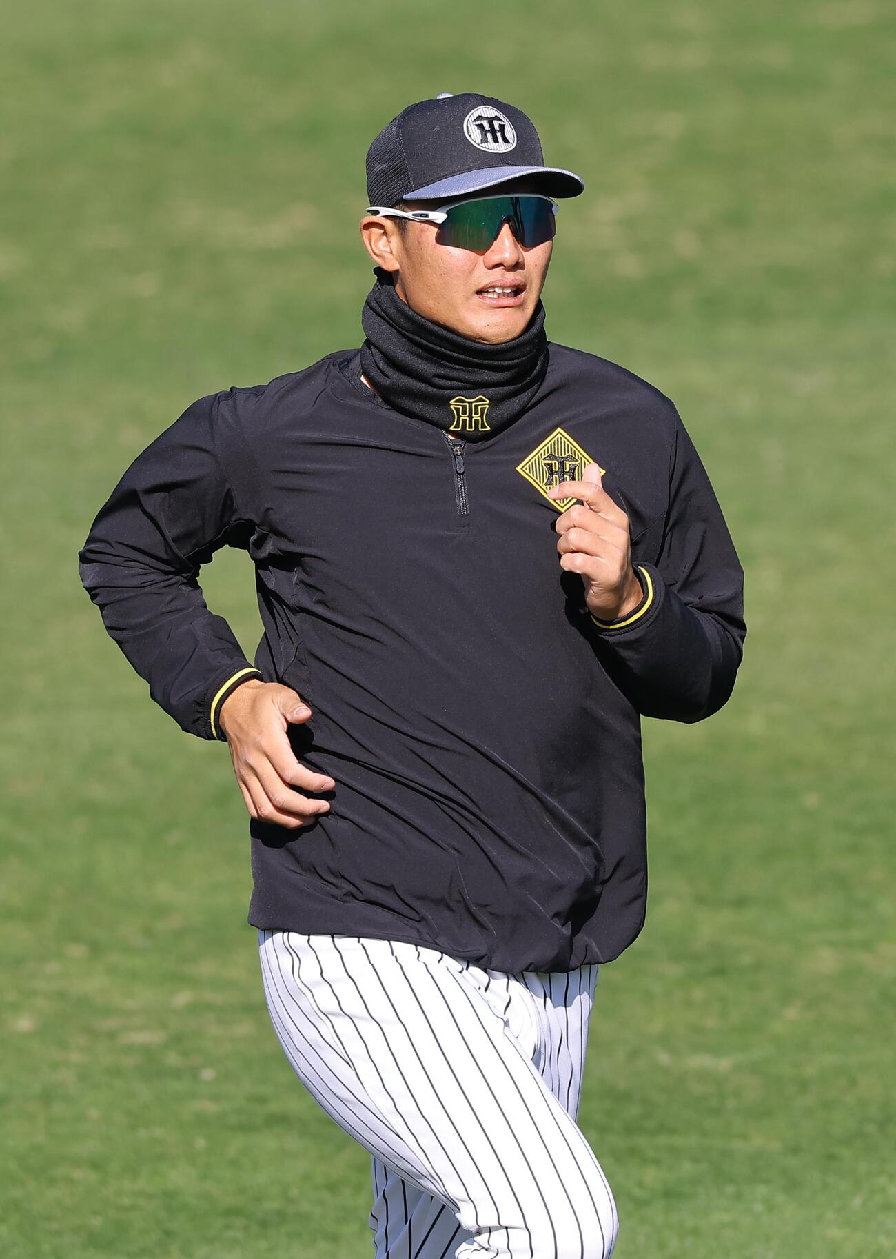 ランニングする西純（撮影・上田博志）