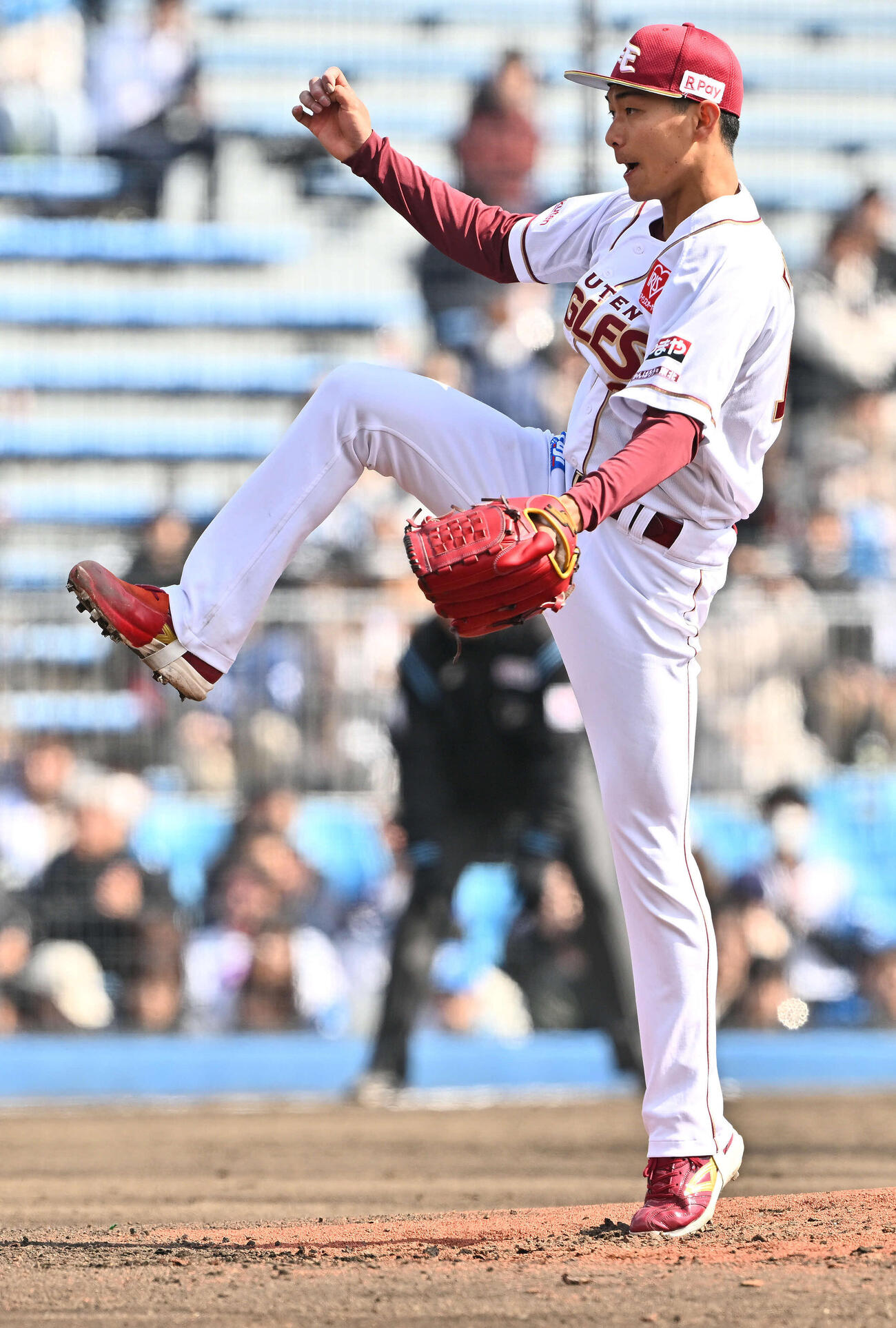 楽天対日本ハム　楽天先発の藤原（撮影・滝沢徹郎）