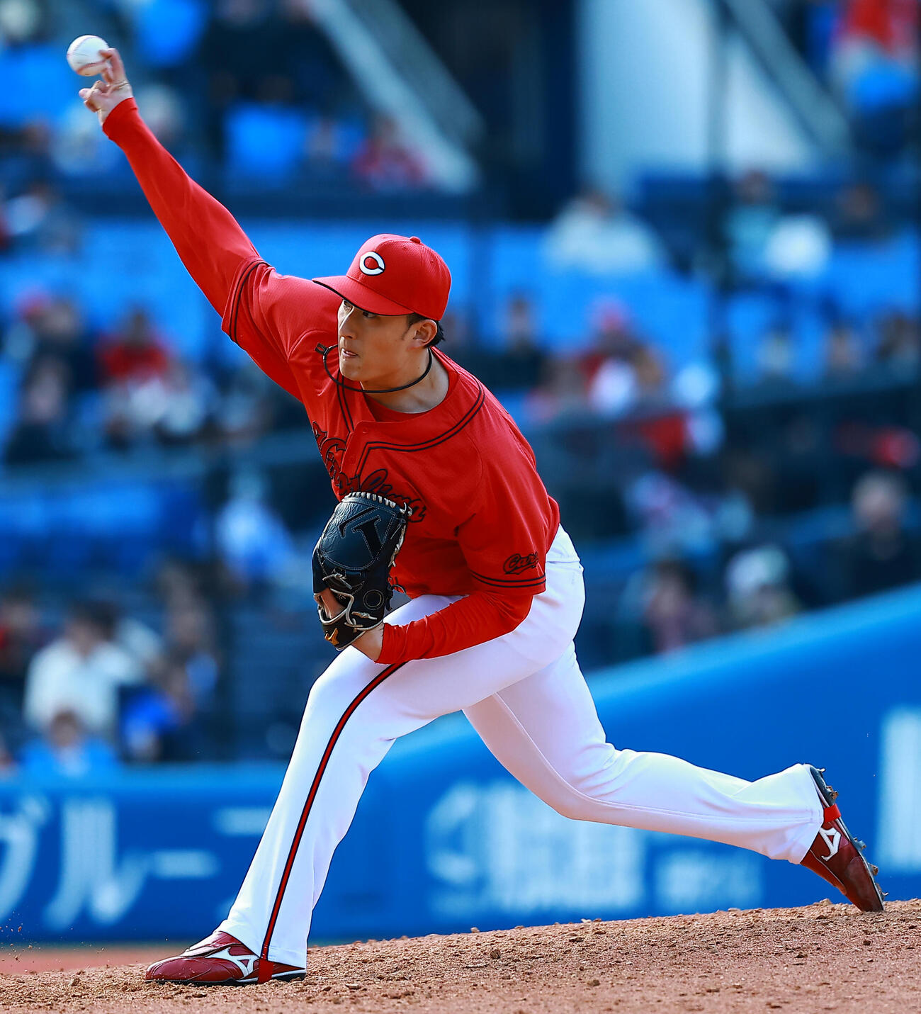 DeNA対広島　力投する広島斉藤汰（撮影・野上伸悟）