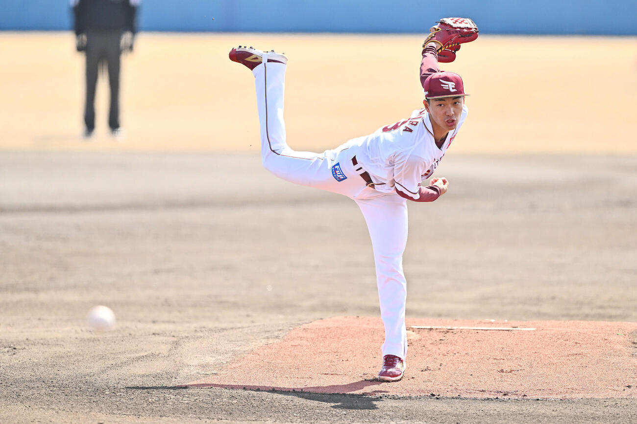 楽天対日本ハム　楽天先発の藤原（撮影・滝沢徹郎）