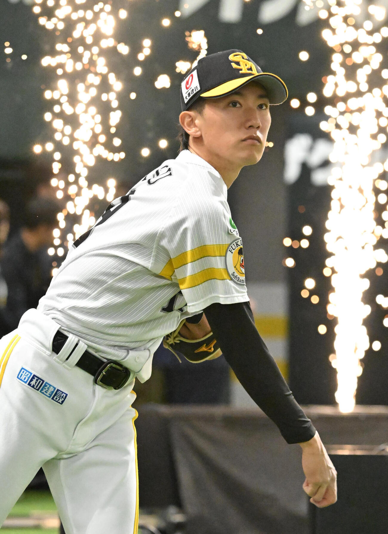 ソフトバンク対巨人　ソフトバンク先発の大津（撮影・林敢治）