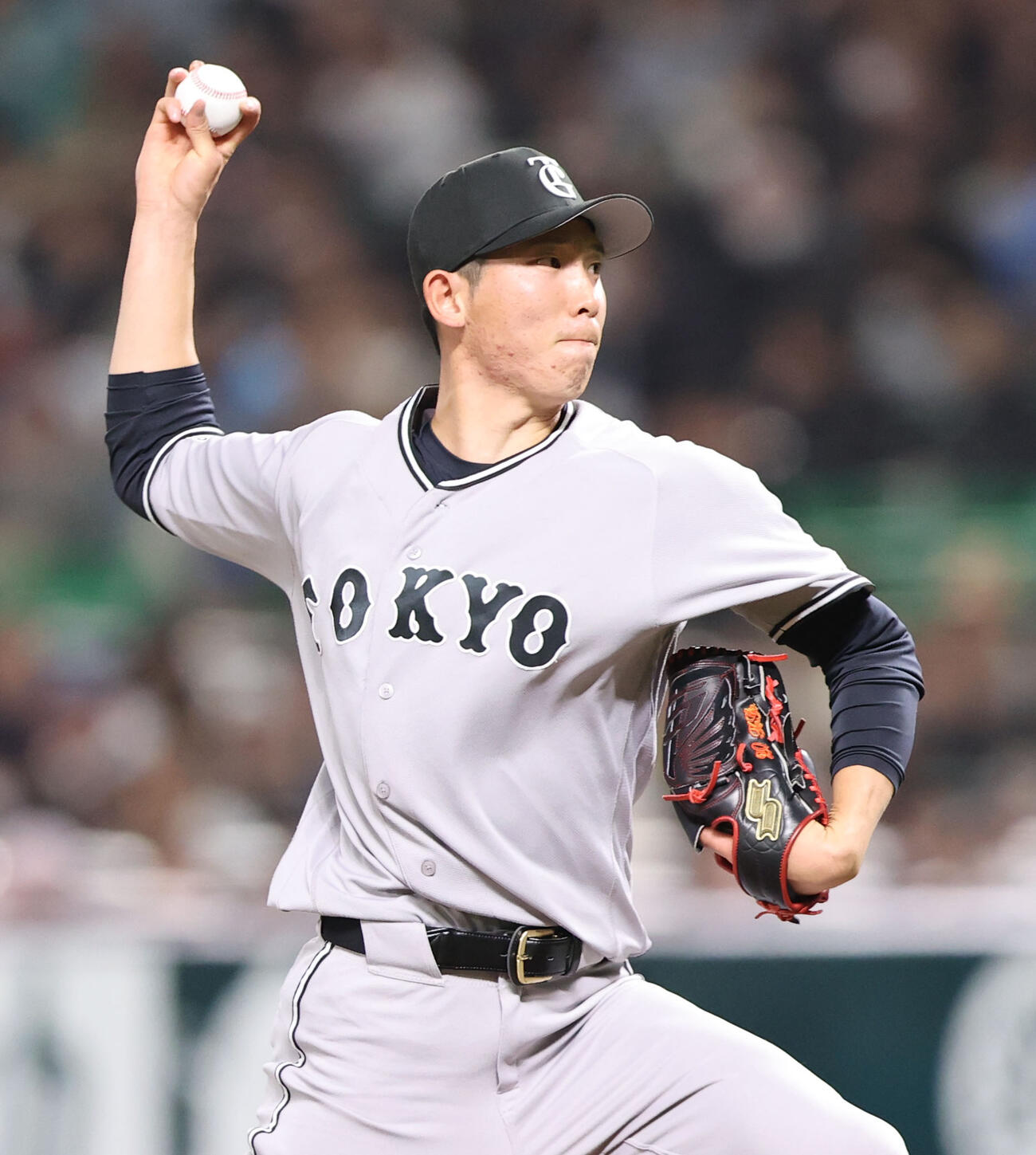 ソフトバンク対巨人　4回に登板した巨人戸郷（撮影・梅根麻紀）